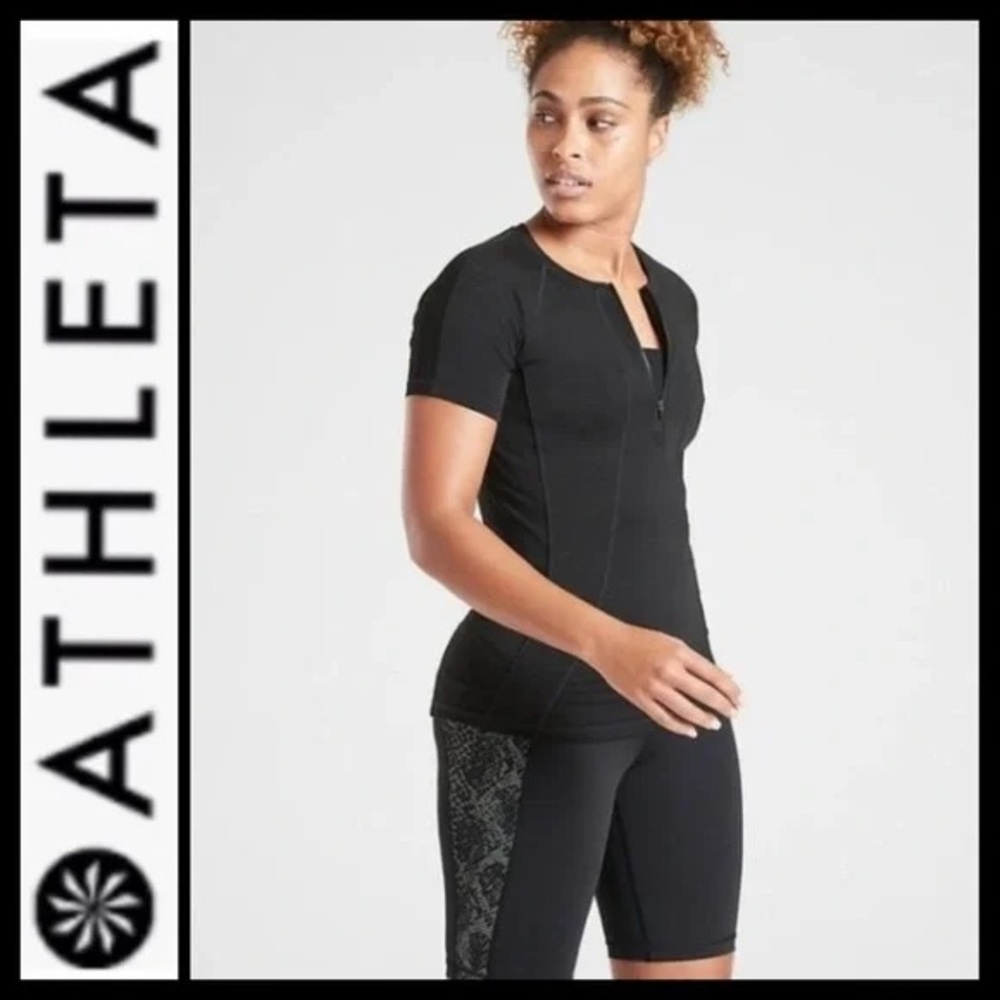 Athleta Pacific UPF 1/4 Front Zip Short Sleeve Black Tee